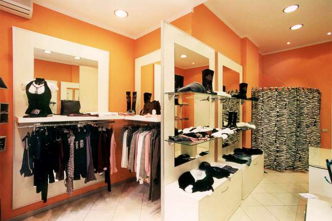 Negozio abbigliamento donna