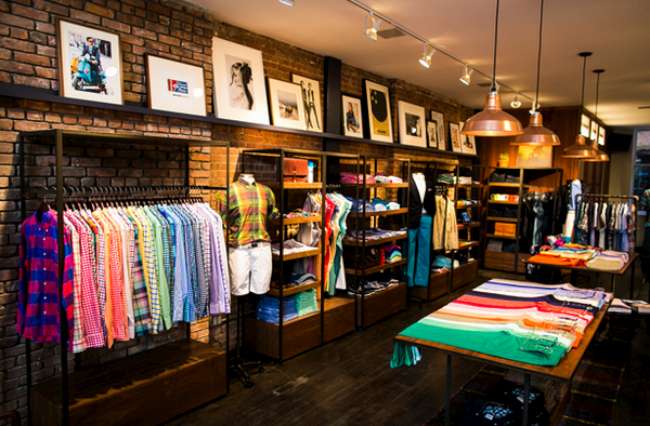 Negozio abbigliamento uomo