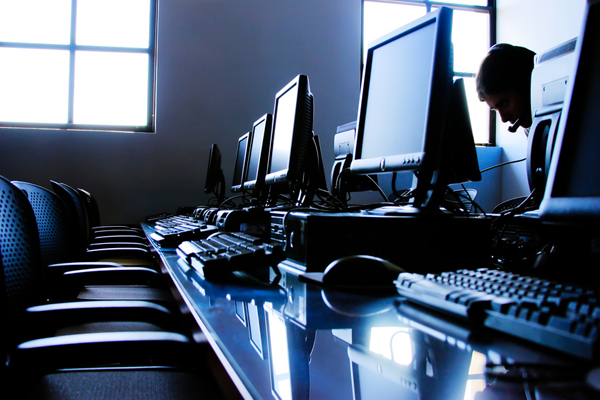 negozi d'informatica ed elettronica